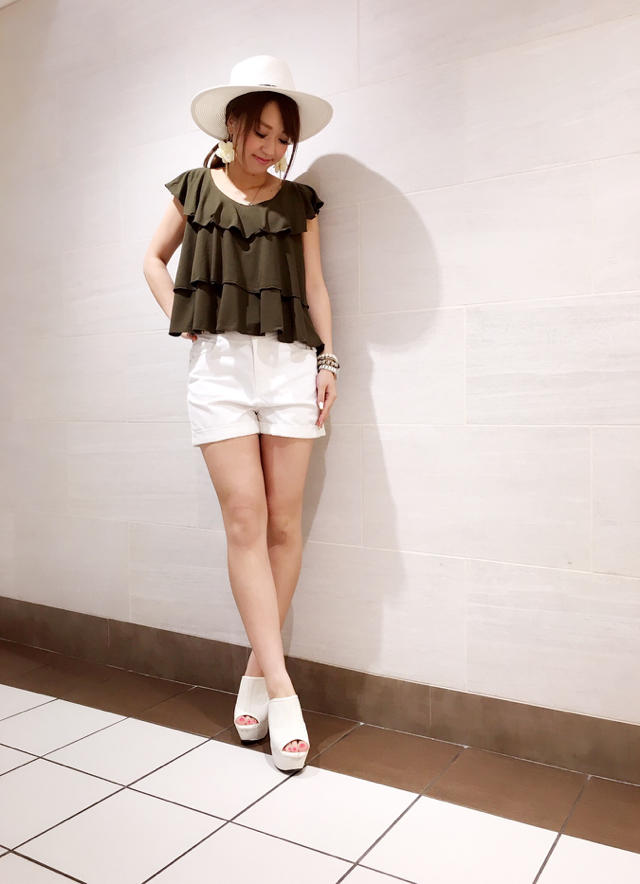 ティアードフリルトップス×ベーシックショートパンツ♡♡ありちゃ