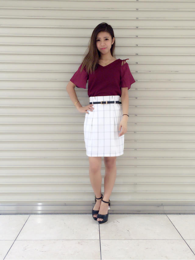 シアーチェック袖Vネックトップス×タックスカート♡♡ありちゃ