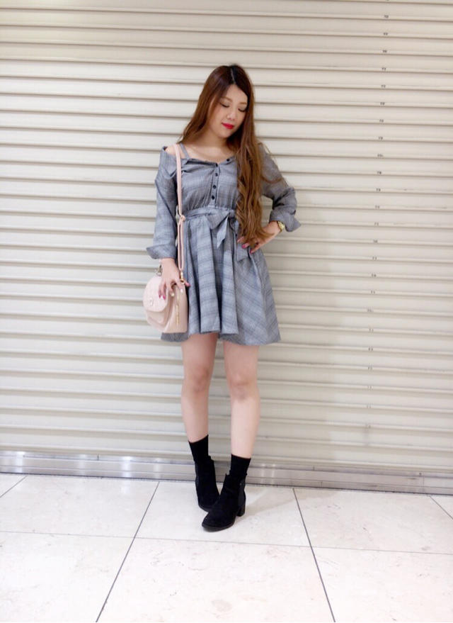 ポルタ店で人気のオフショルワンピースが再入荷❤️まーちゃん