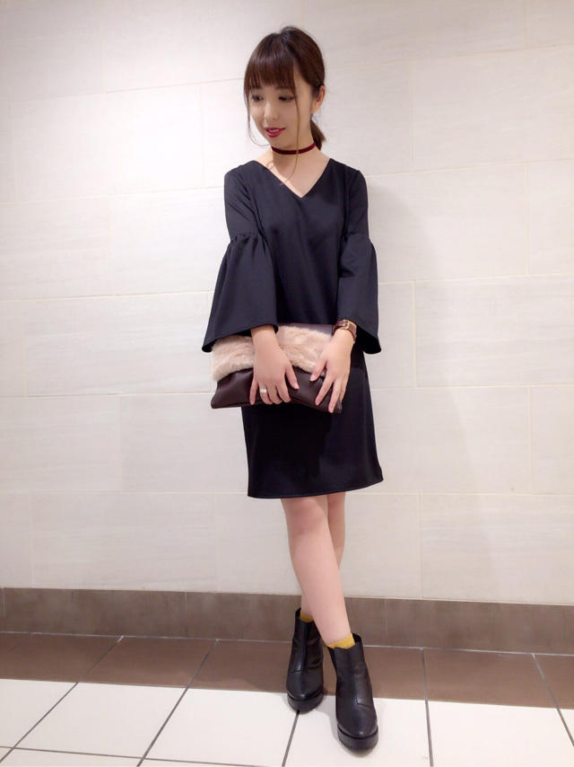 ポンチ袖フレアワンピース♡まなみん