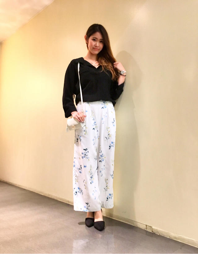 注目！！花柄ワイドパンツで春先取りコーデ♪みなみ