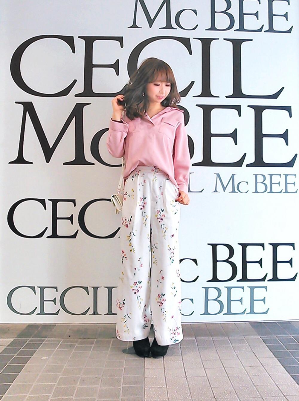 春のマストアイテム！！！おしゃれ度アップな春ブラウスコーデ♡♡坂根
