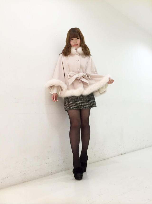 ポンチョ×フレア袖トップス