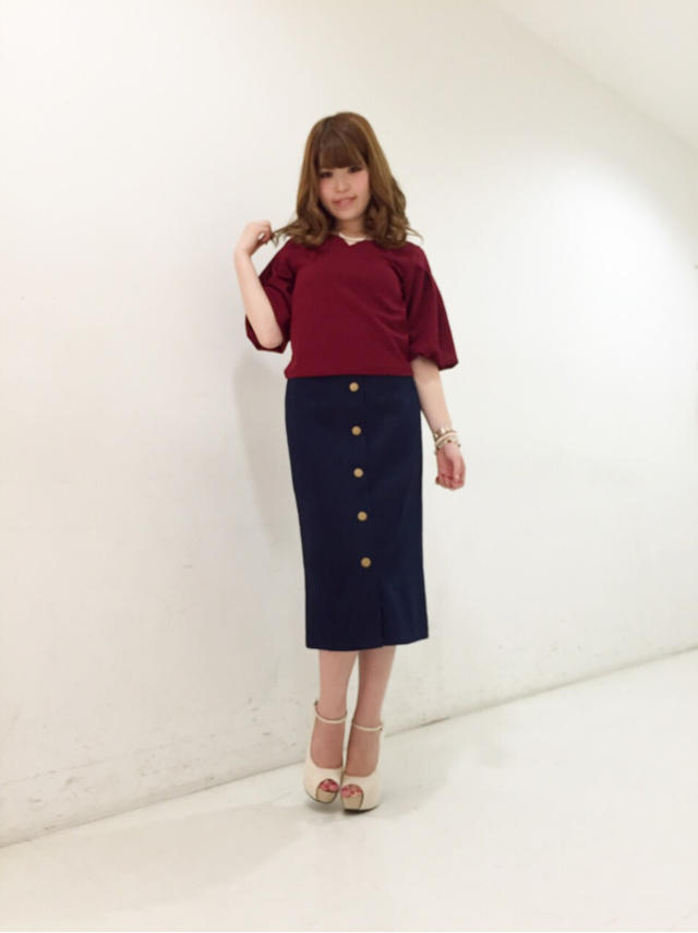 ハートネックトップス♡ペンシルスカート