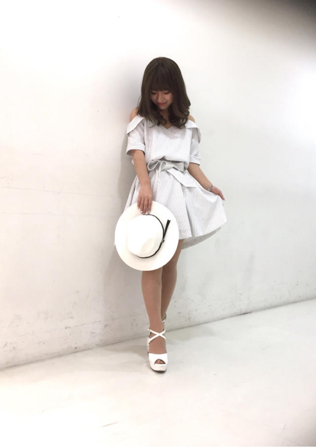 ストライプオフショルワンピ♡