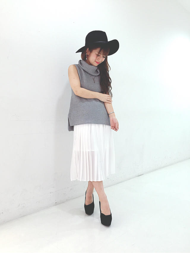 ニット×スカート♡