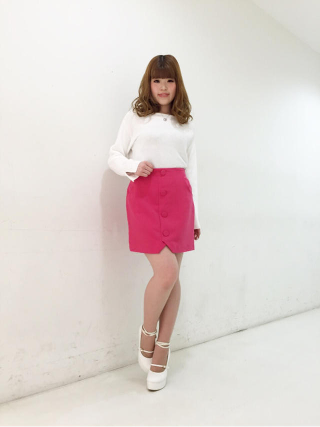 袖パール付きニット♡くるみスカート