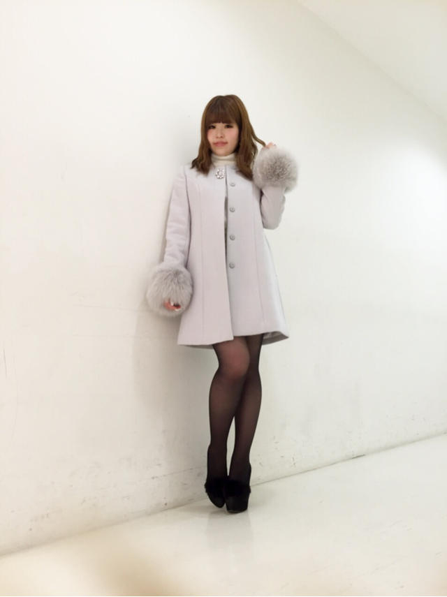 オトナ♡淡いトーンコーデ♡