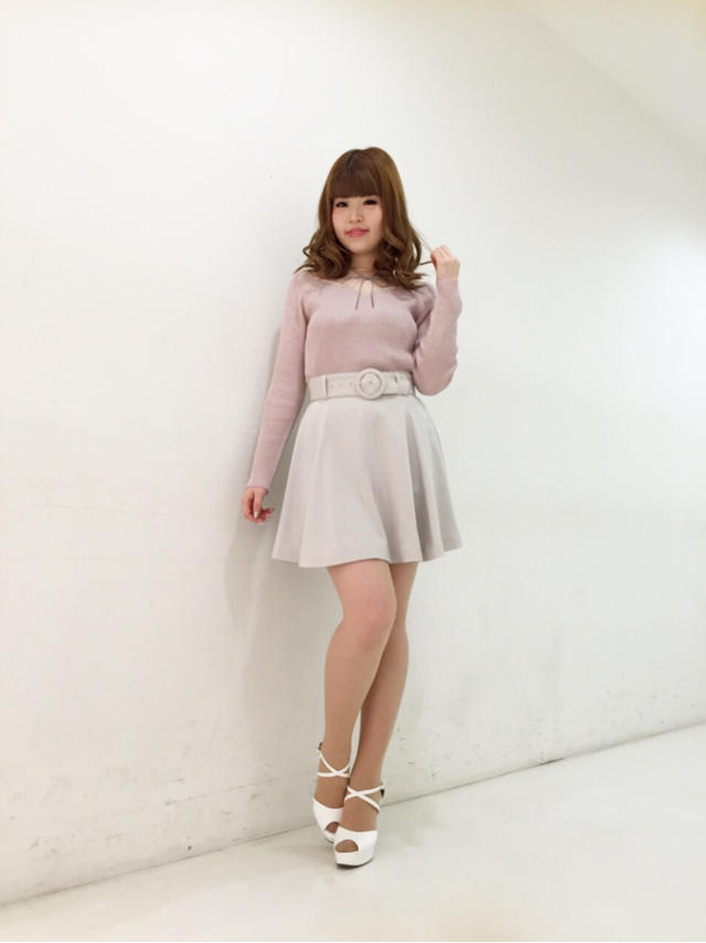 ラメ入りハートネックトップス♡