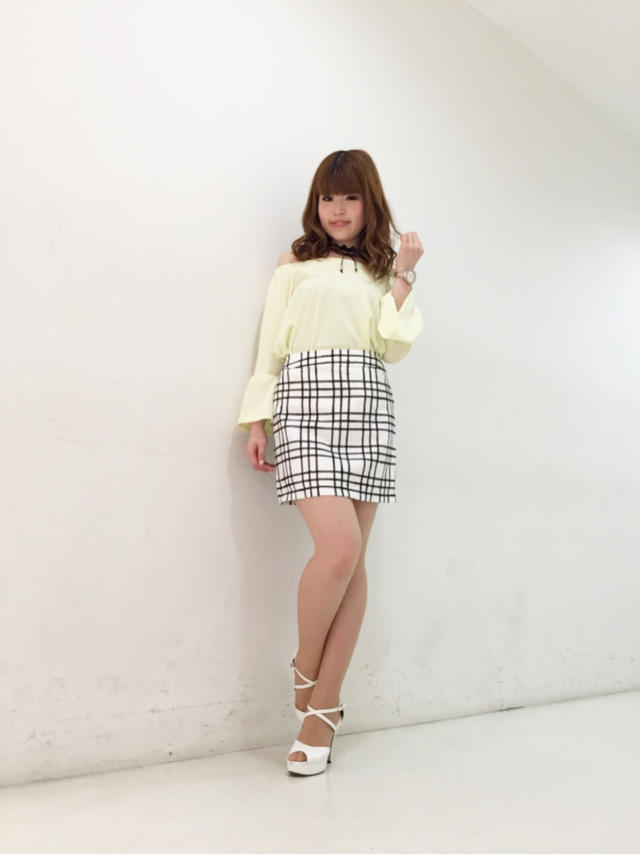 チョーカー付きフレア袖トップス♡