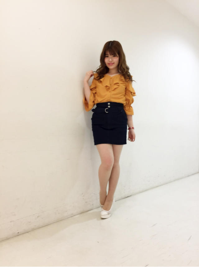 フリルトップス×万能デニムスカート♡
