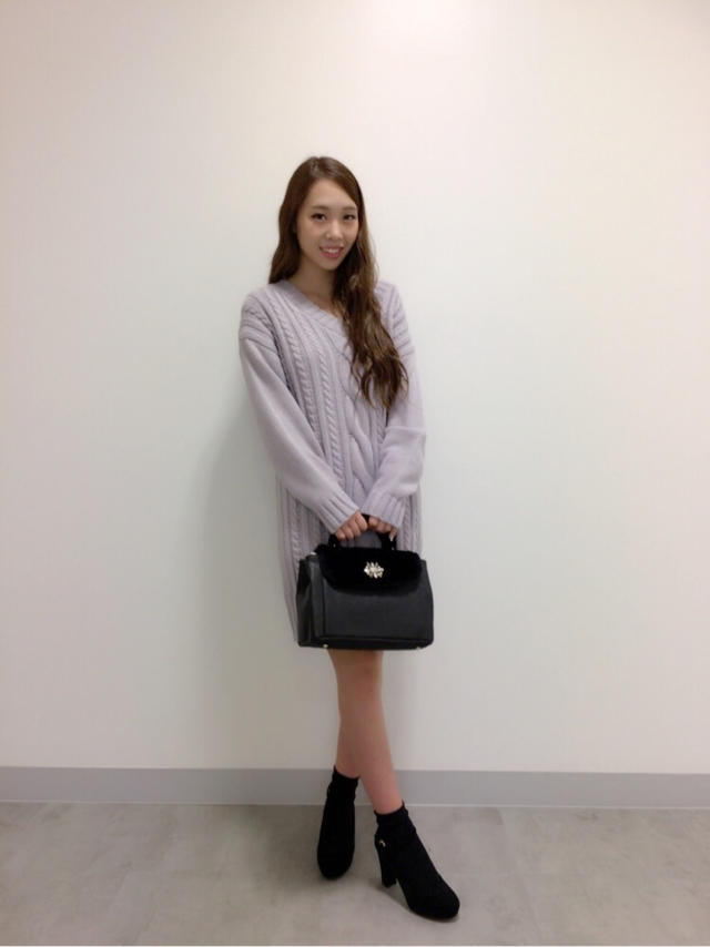 Back styleがオシャレなニットワンピース(੭ु ›ω‹ )Risa