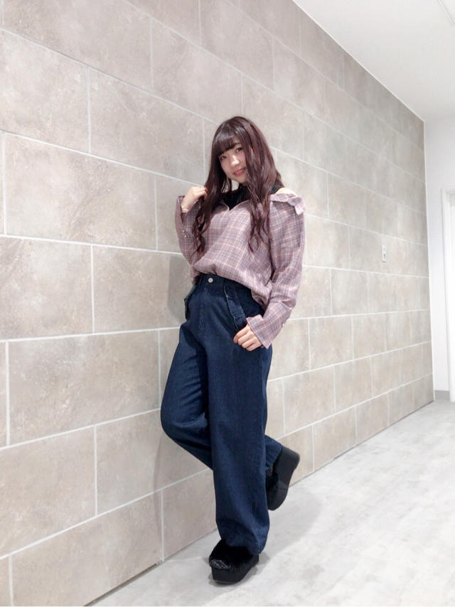 大人気!!!レイヤード風抜き襟シャツ♡Natsumi