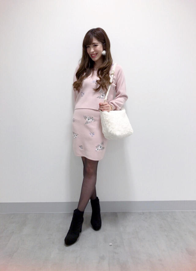 New♡♡花柄刺繍セットアップ♡ chisato
