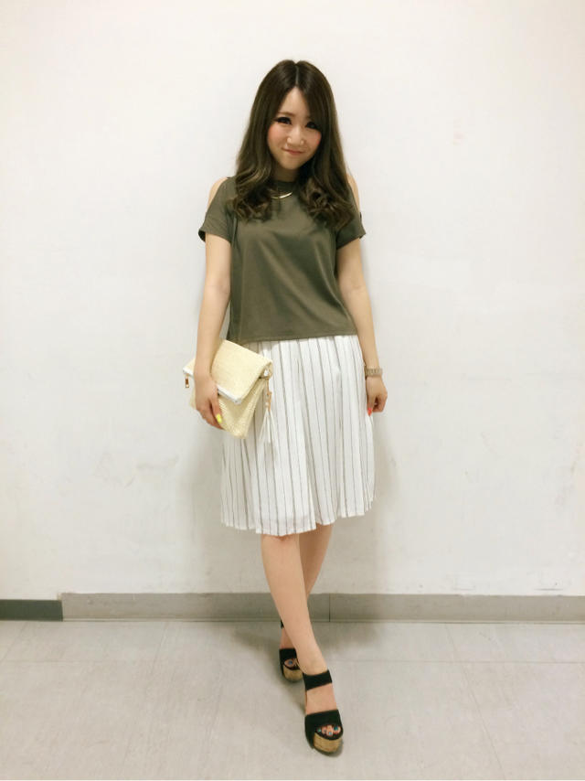 新作♡肩開きTOPS×スカーチョ