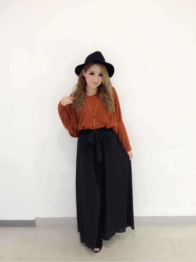 トレンドのテラコッタオレンジ♡ネックレスSETのお得なTOPS( ⸝⸝•｡•⸝⸝ ) はるにゃん