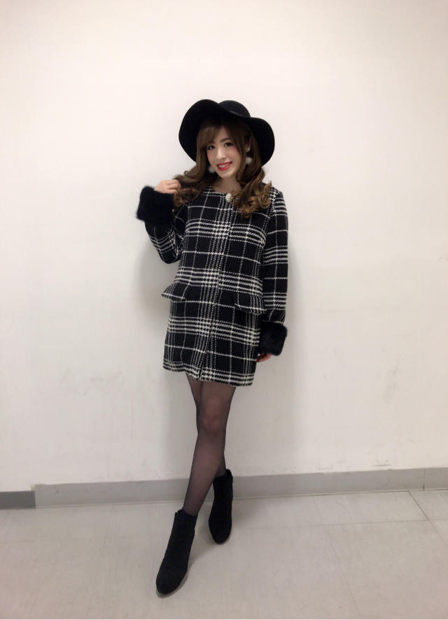 ノーカラーコート♡♡スタッフoff shot(*´ ˘ `*).｡oO ( ♡ ) ちさと