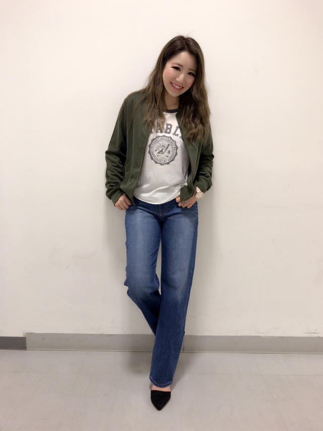 カジュアルcodeのマストitem♡新作ロゴTシャツ♡ はるにゃん