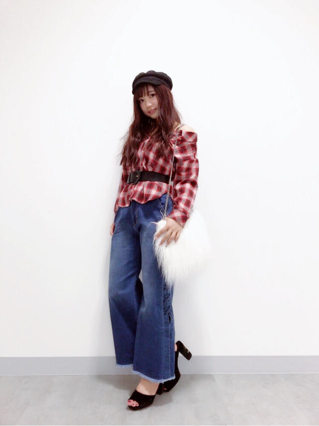 定番チェックシャツもオシャレに♡Natsumi