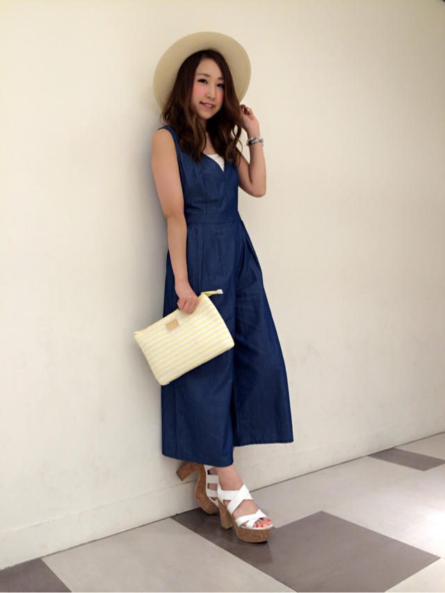 デニム好き必見♡夏っぽさ全開なデニムコンビネゾン♪♪
