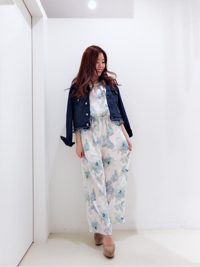 毎年人気の花柄オールインワン♡chisato