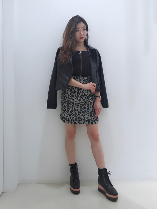 トレンドレオパードでブラックコーデ♡！chisato