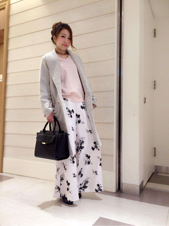 女子会にオススメ♡白×ピンクで女子力UPコーデ♡LUNCH事情☆nao