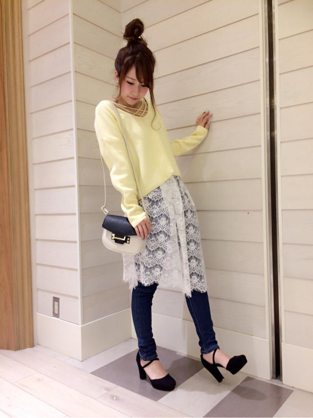 カラーもの×レースで春のトレンド先取り♡nao