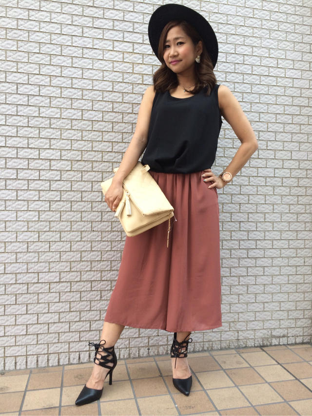 レア！ななみんチーフ登場♡レース×ワイドパンツ コーデ♡