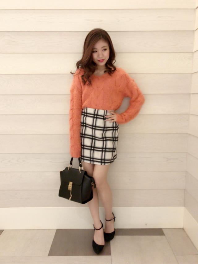 春先まで着れるシャギーニット × チェックタイトコーデ♡chisato