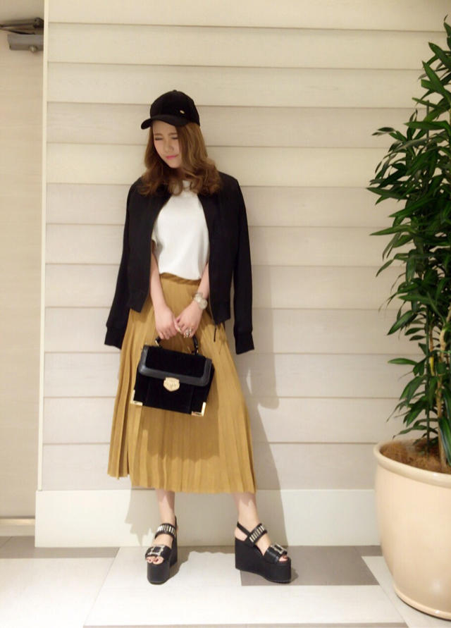 おすすめコーディネート♡ハマっているマスタードカラー♡new秋カラーリップ♡キョン