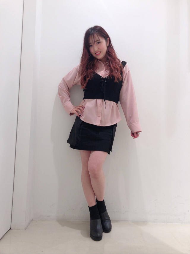 新作♡店頭コーデ♡春の旬顔ブラウスコーデ♡未来