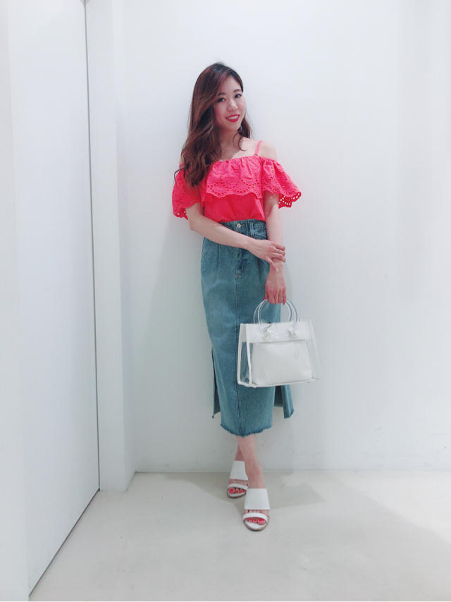 ビビットトップスで夏先取り♡chisato
