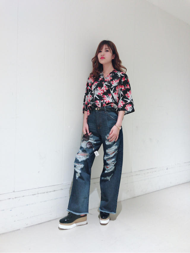 【 Summer Festival vol.1 】花柄開襟シャツで辛めコーデ♡chisato