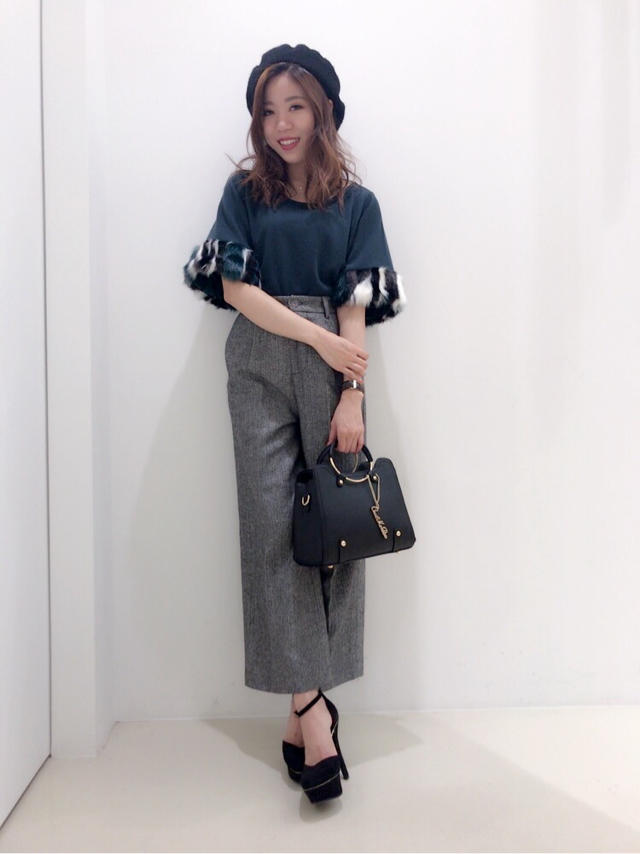 今年トレンドのファートップス♡スタッフ人気♡chisato