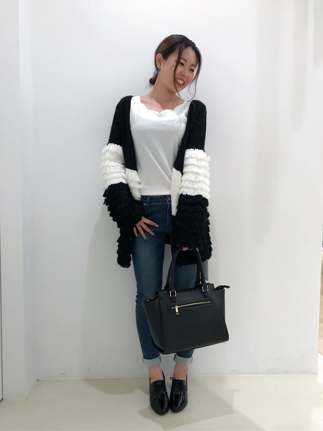 今から羽織れるニットカーディガン♡chisato