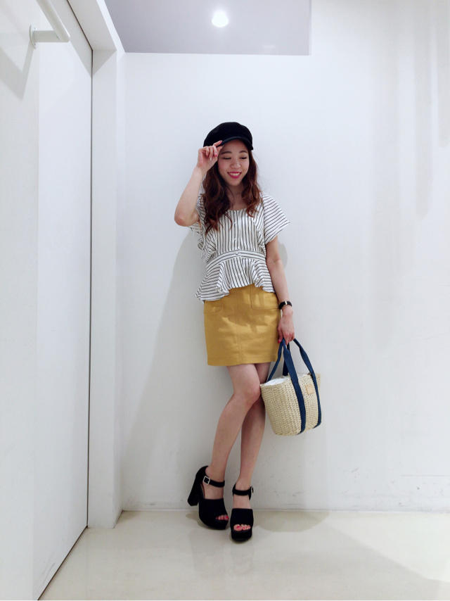 カジュアルだけど肌見せでヘルシーコーデ♡chisato