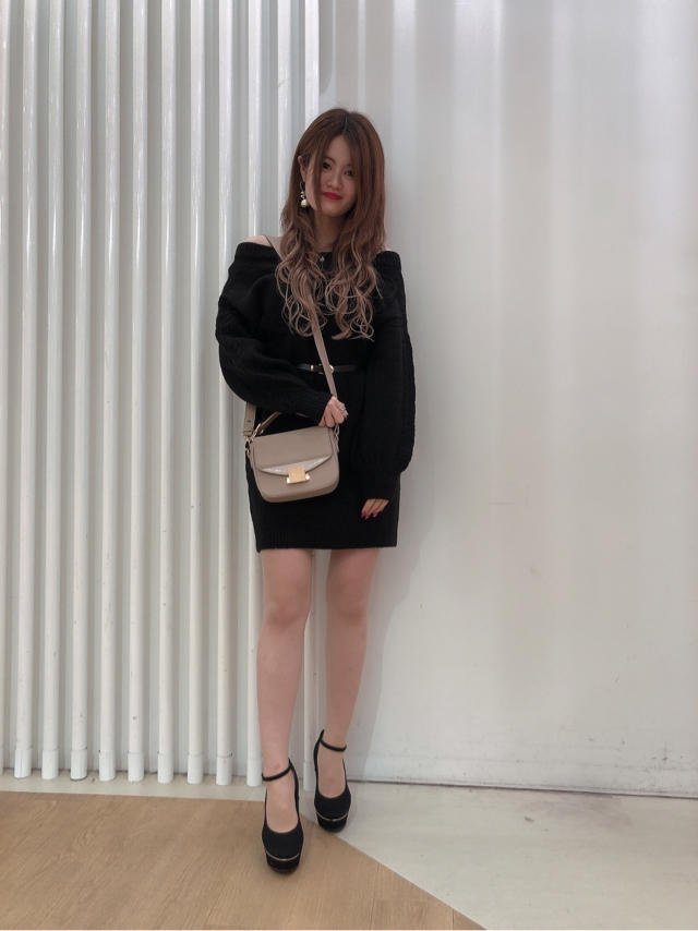 ❤️❤️再入荷❤️❤️大人気ワンピース❤️CECILらしいワンピース❤️めずらしいオフショットあり❤️くりちゃん❤️