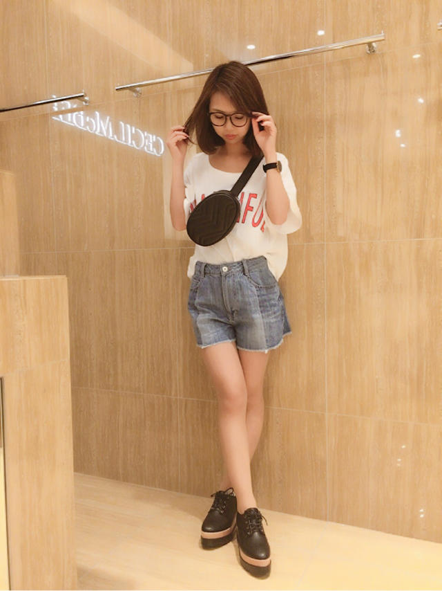 ポシェット付きデニムショーパン♡RINA
