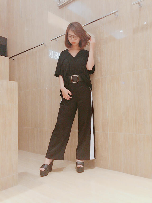 ラインワイドパンツ ❤︎ RINA