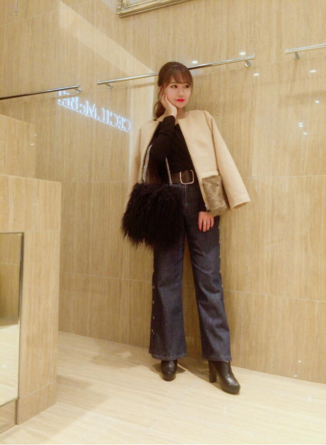 フェイクファーコート