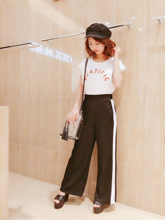 ミニ丈ロゴTシャツ ❤︎ RINA