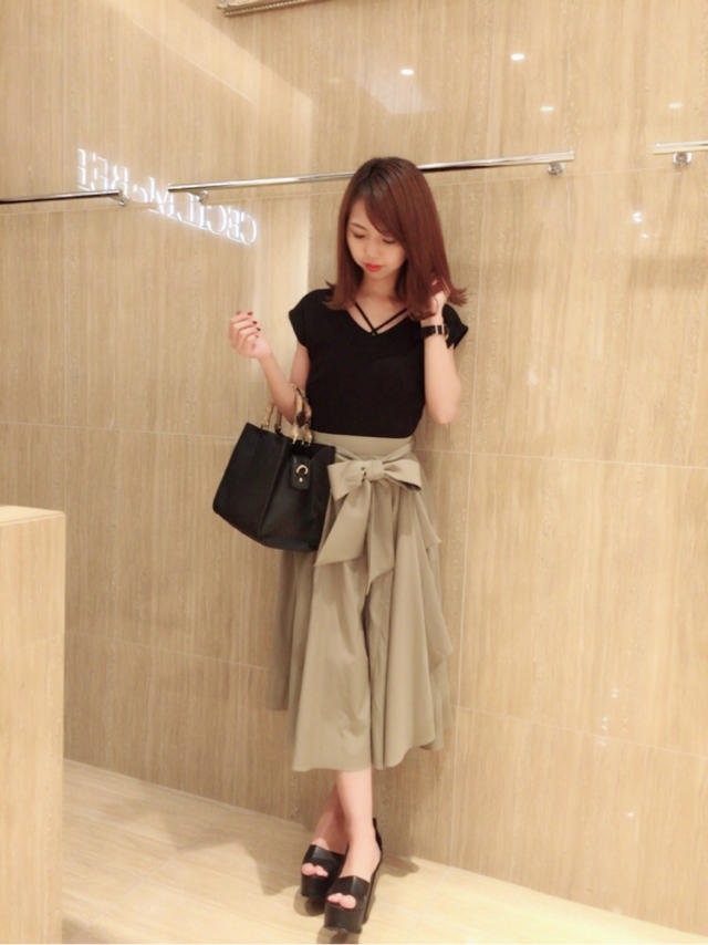 《SALE開催中》ラッフルミモレスカート ❤︎ RINA