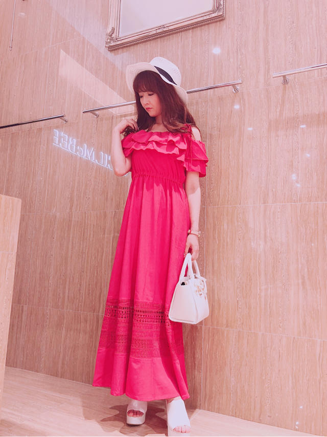 夏はやっぱり定番マキシワンピ❤️Newカラーも大人気！！