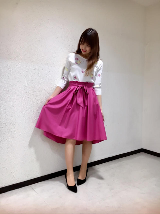 ぱっと華やぐ♪花柄プリントニット♡
