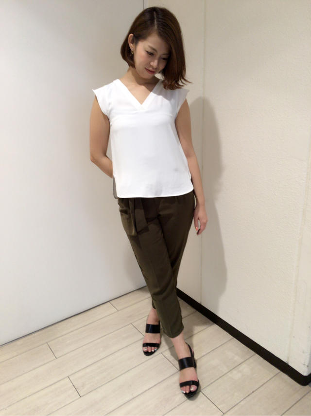 大人気ブラウス