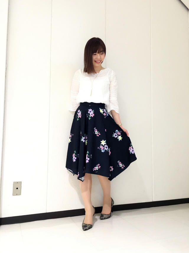 インナー付き刺繍ブラウス♡