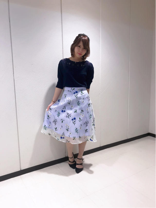 透け感が可愛い！花柄スカート♡