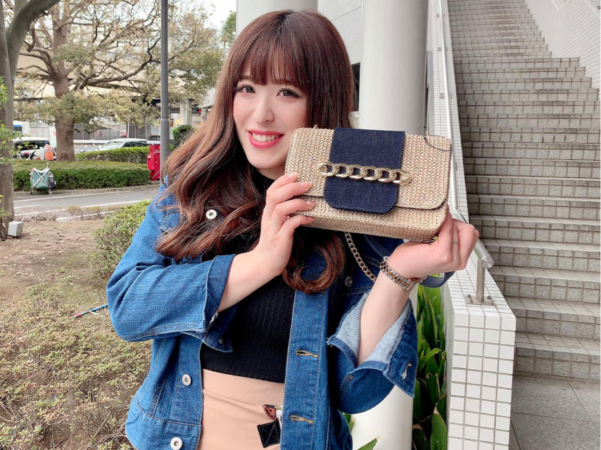 春夏のスタイリングにぴったりなチェーンbag❤︎かなこ
