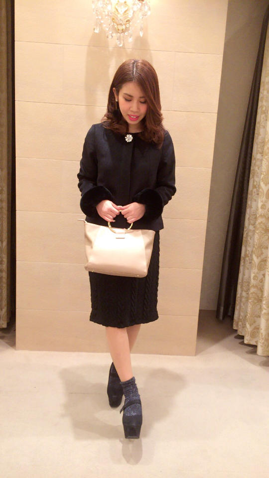 ビジュー付ショート丈アウター♡みゆう